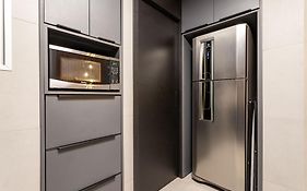 Perfeição no Leblon - Imóvel moderno - AP302 Z1